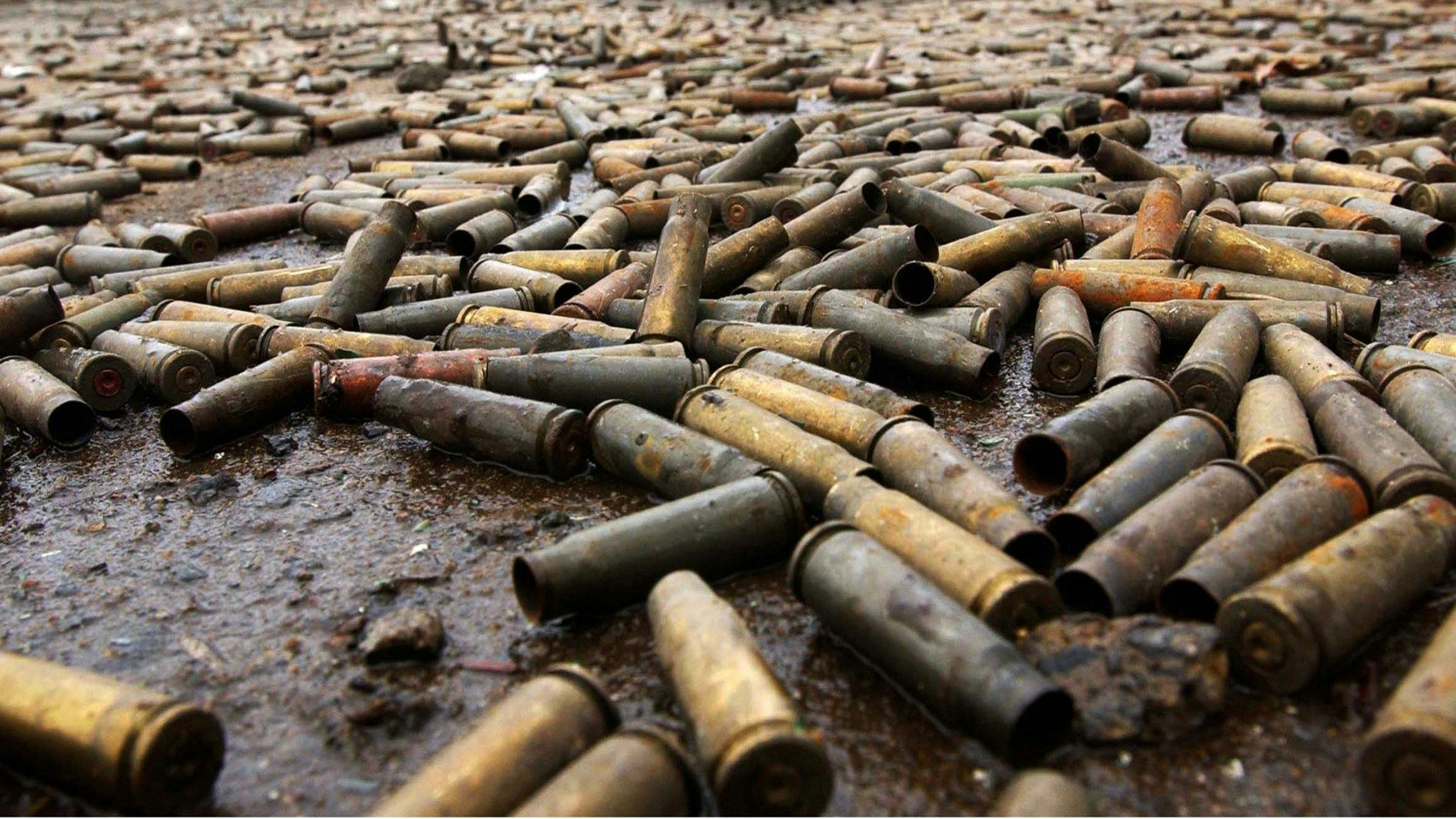 O Senhor das Armas backdrop