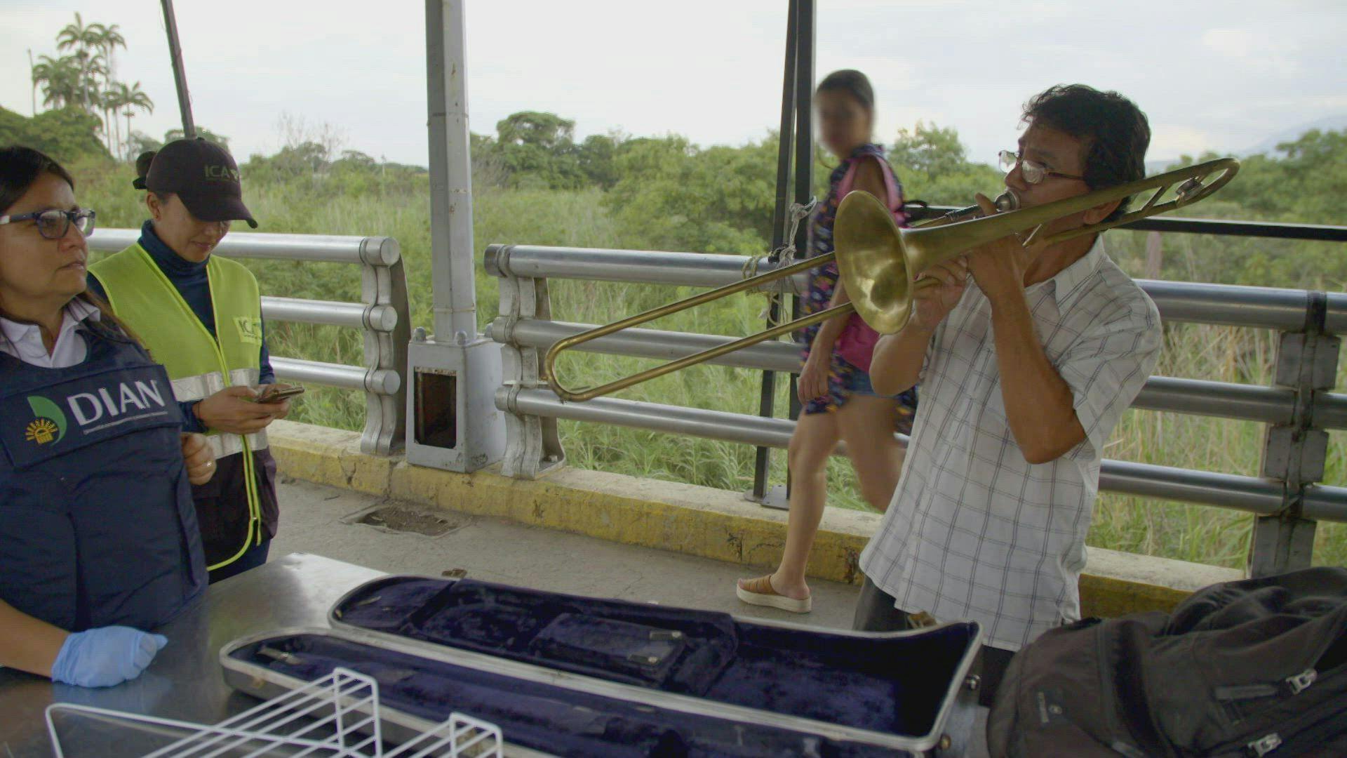 Operação Fronteira: América do Sul - episódio 1x18