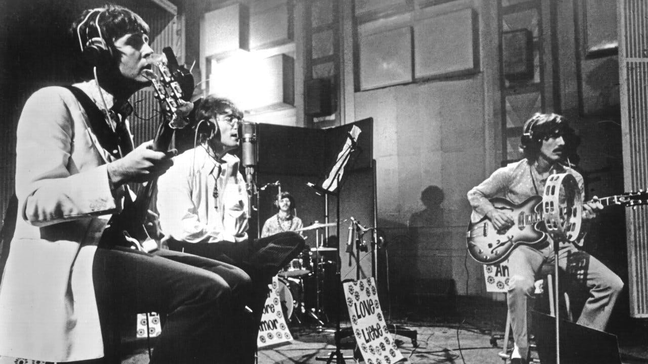 Como os Beatles Mudaram o Mundo backdrop