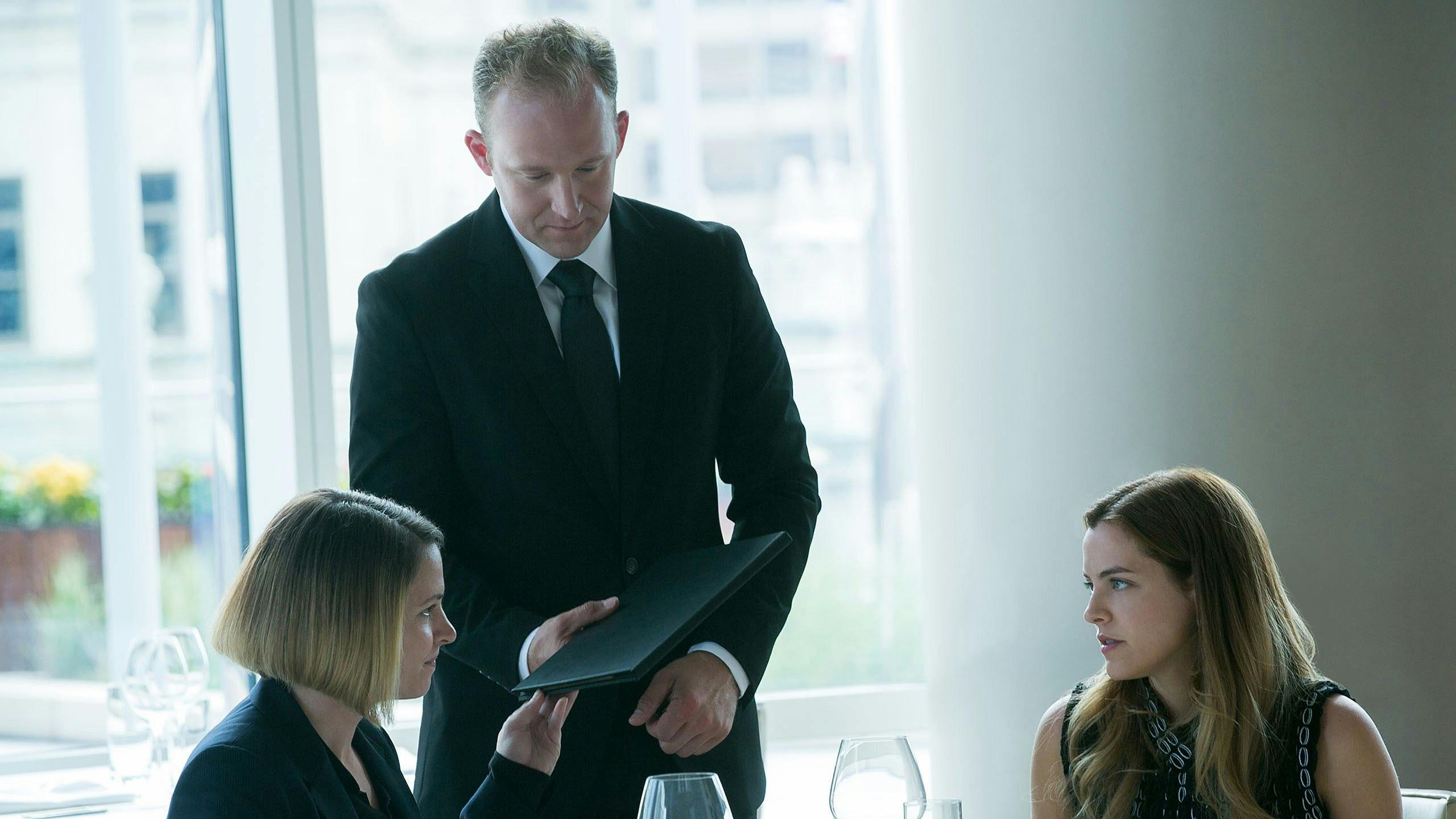 The Girlfriend Experience - episódio 1x13