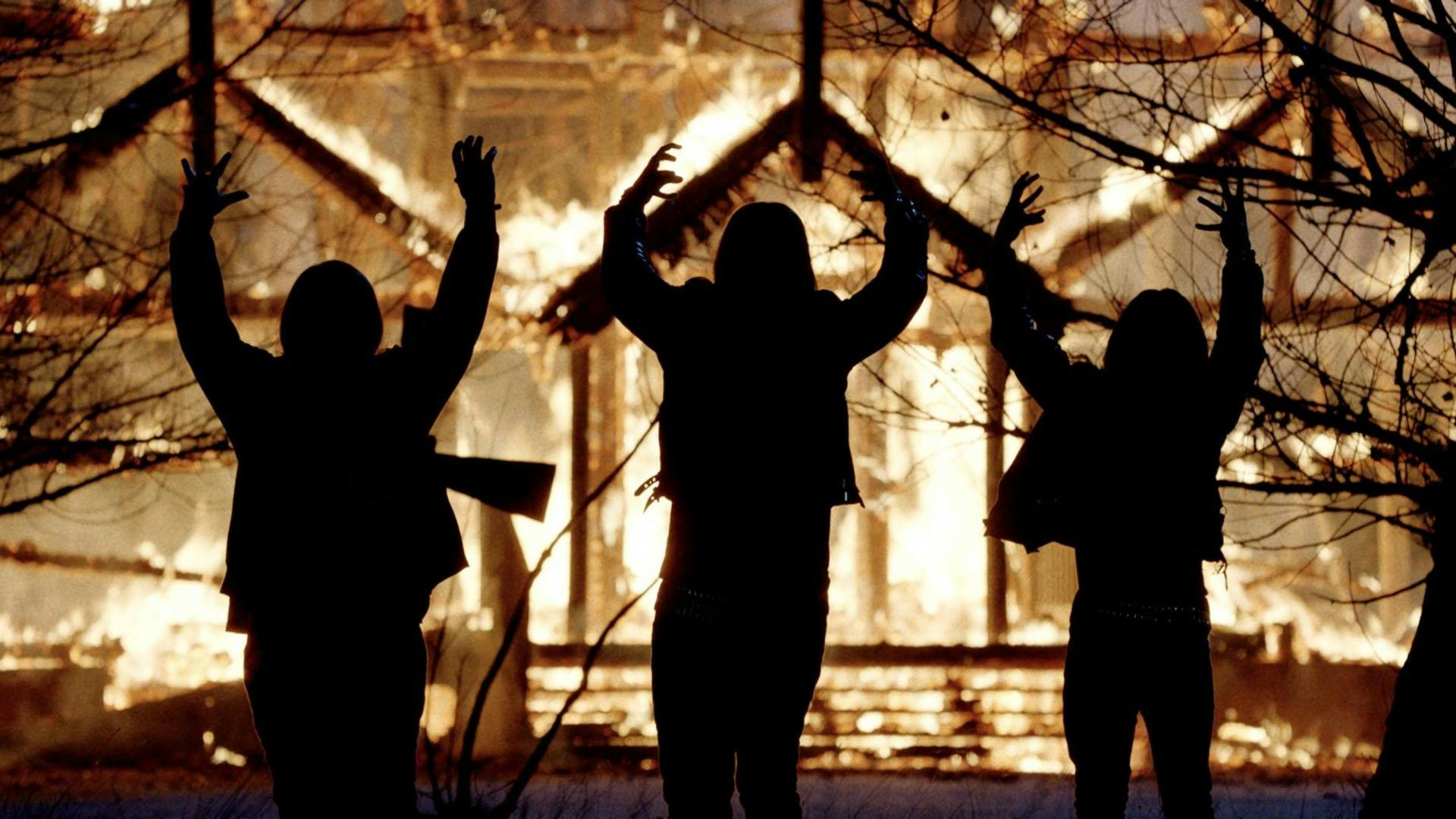 Senhores Do Caos backdrop