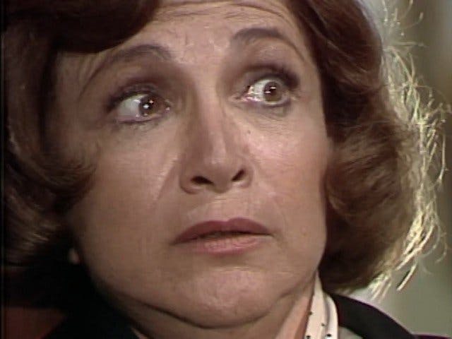 A Sucessora - episódio 1x93