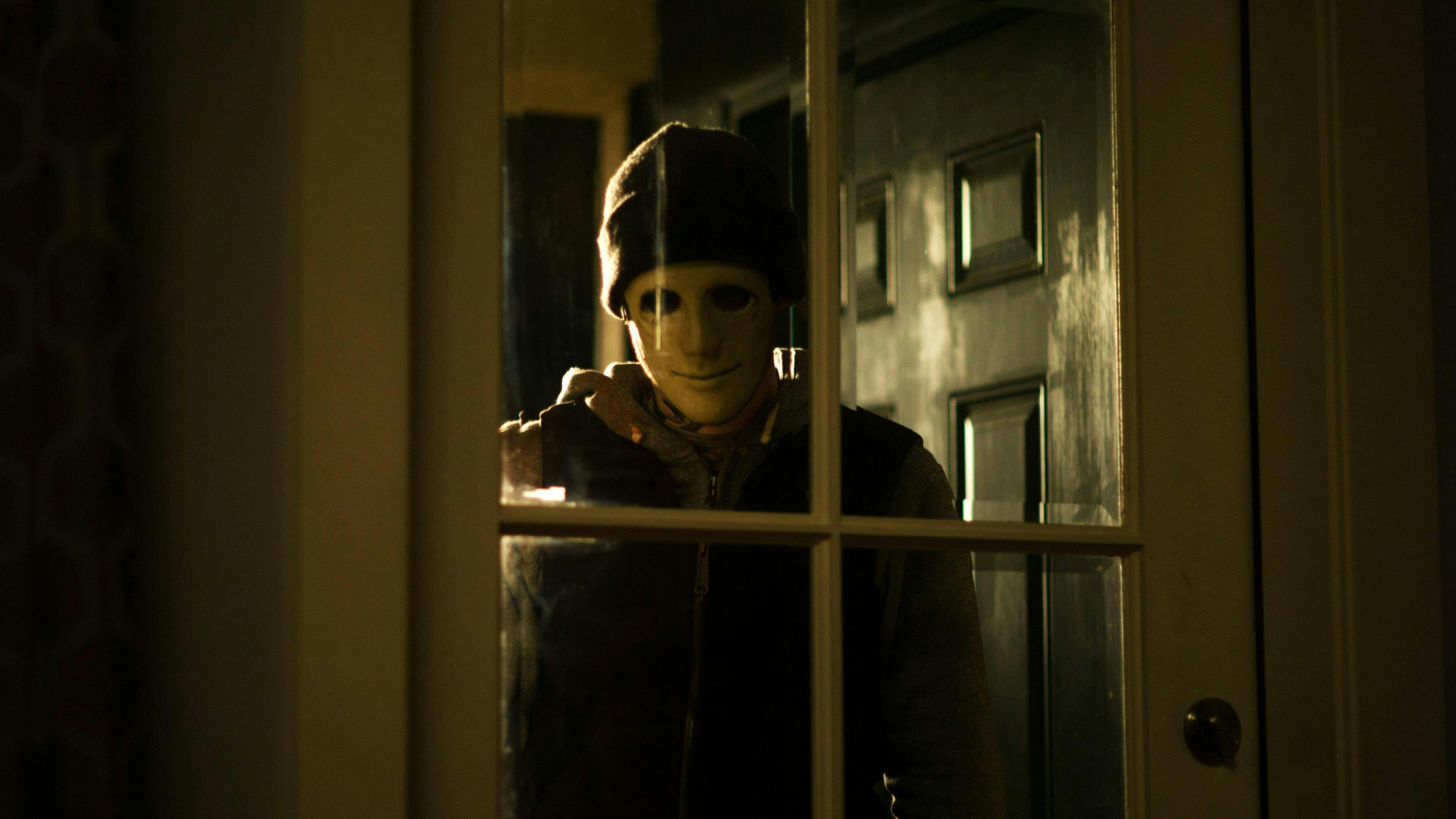 Hush: A Morte Ouve backdrop