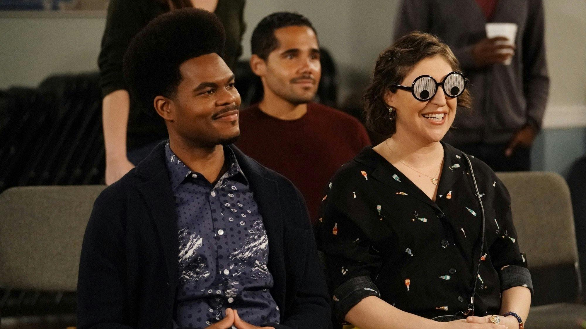 Call Me Kat - episódio 1x10