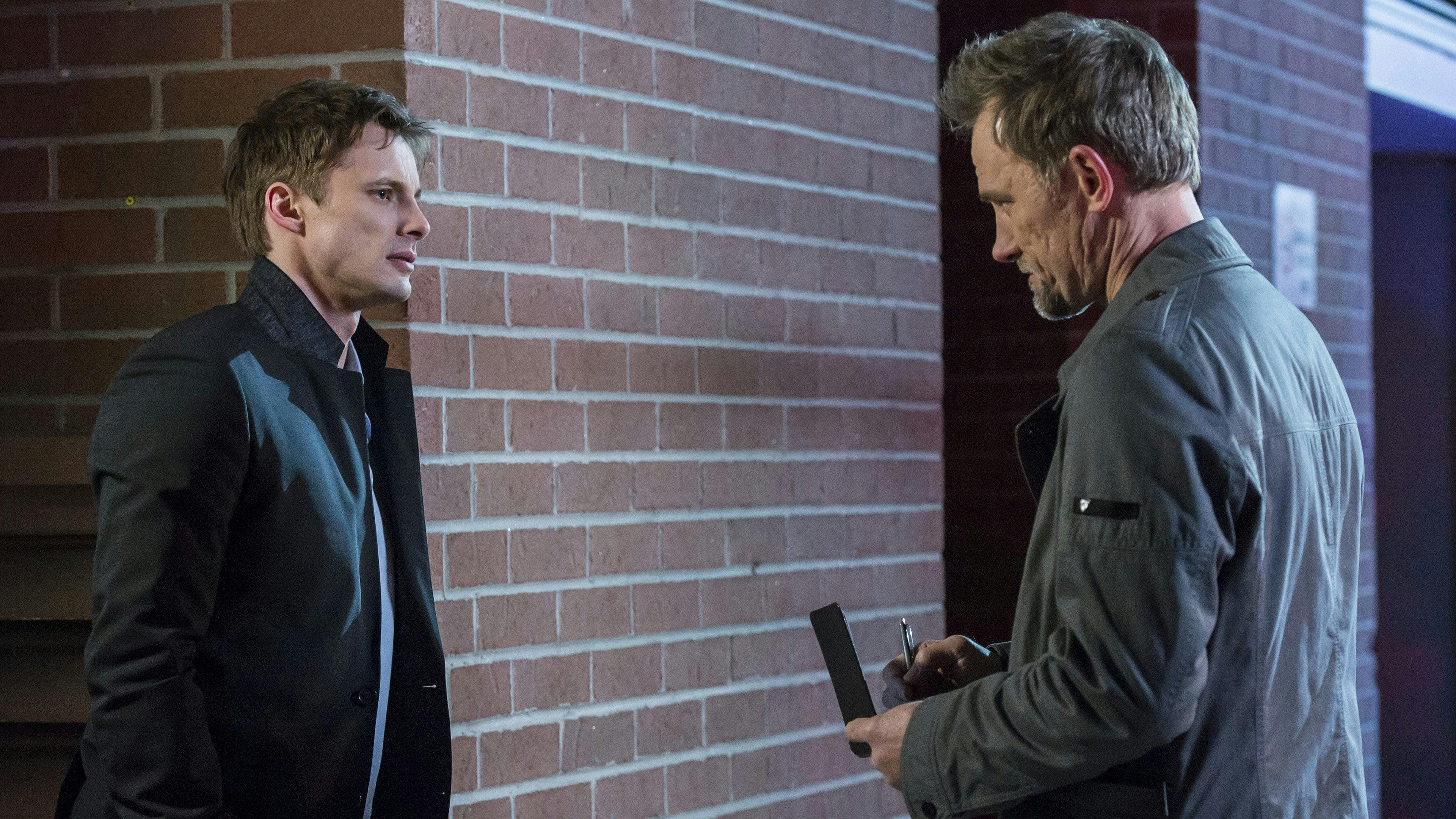 Damien - episódio 1x2