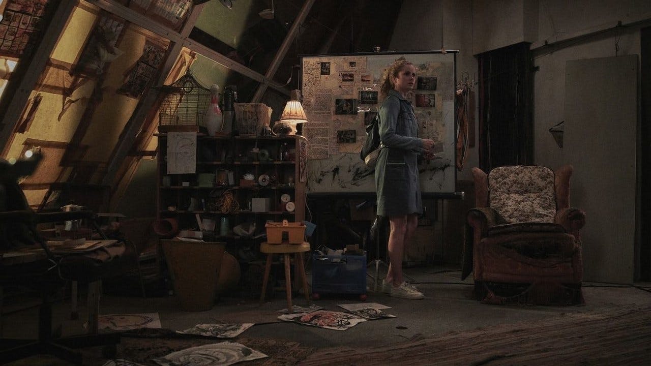 Freaks: Um de Nós backdrop