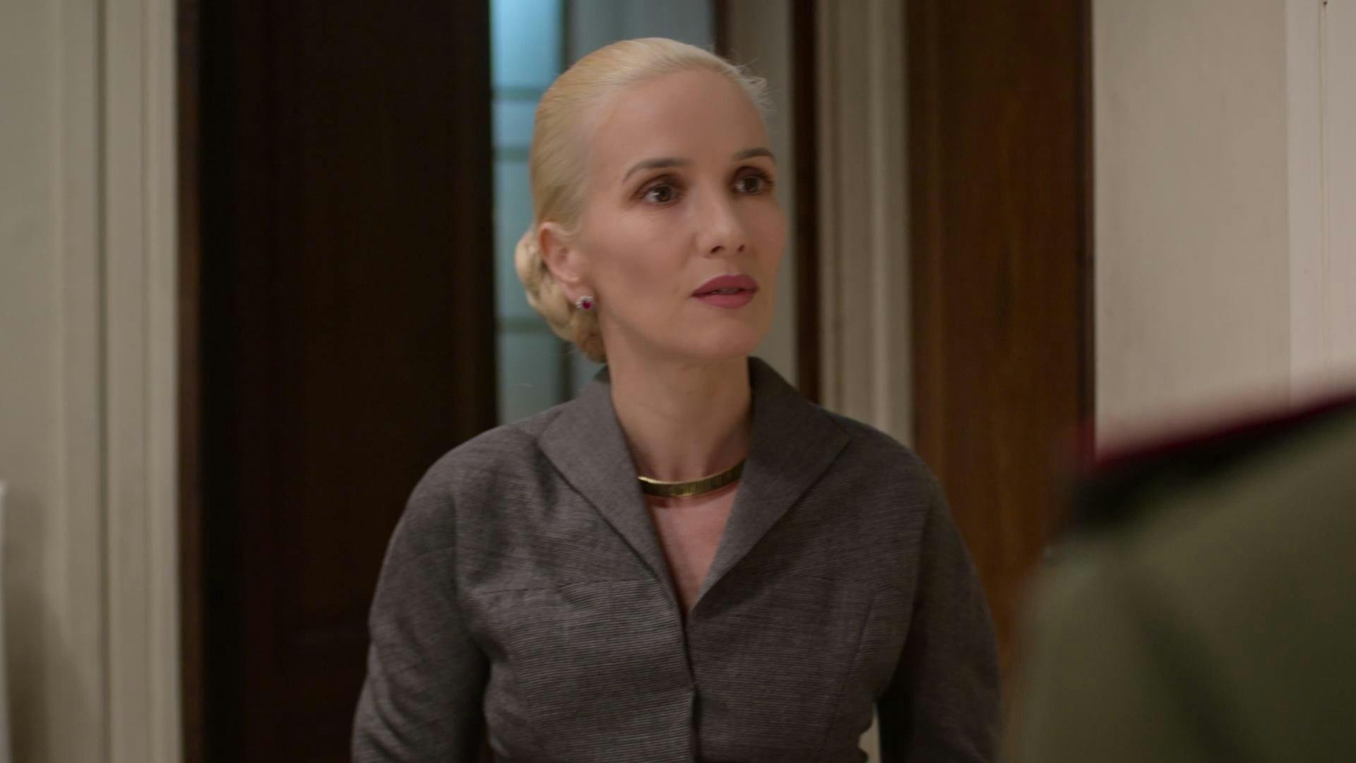Santa Evita - episódio 1x1