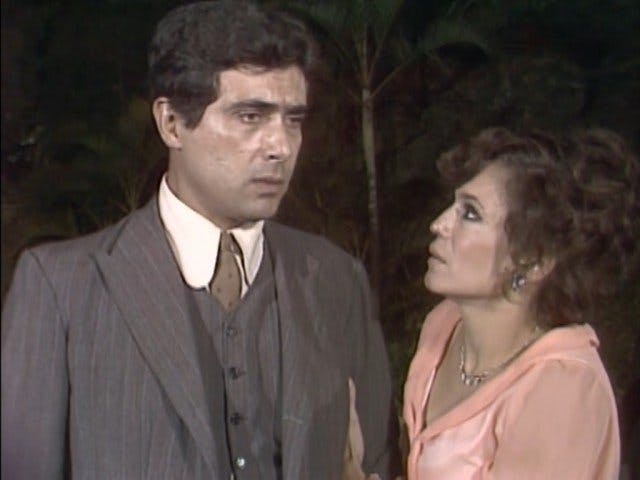 A Sucessora - episódio 1x107
