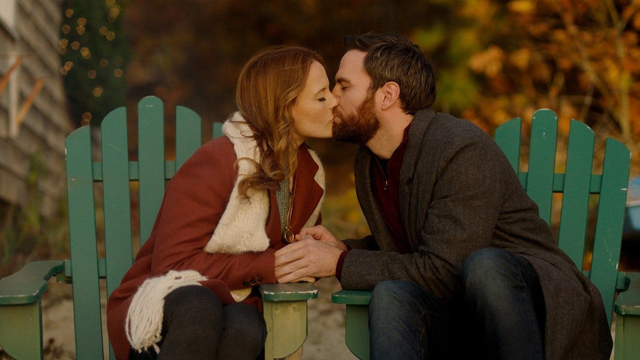 A Cape Cod Christmas backdrop