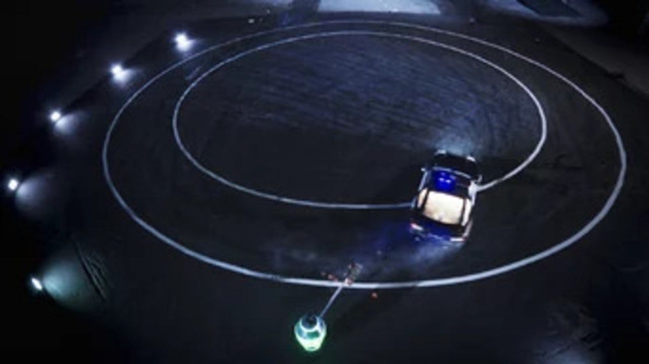 Hyperdrive - episódio 1x4