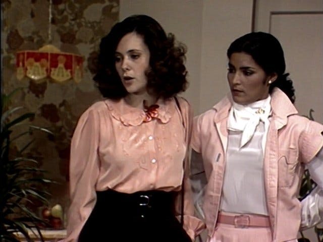 Plumas & Paetês - episódio 1x15