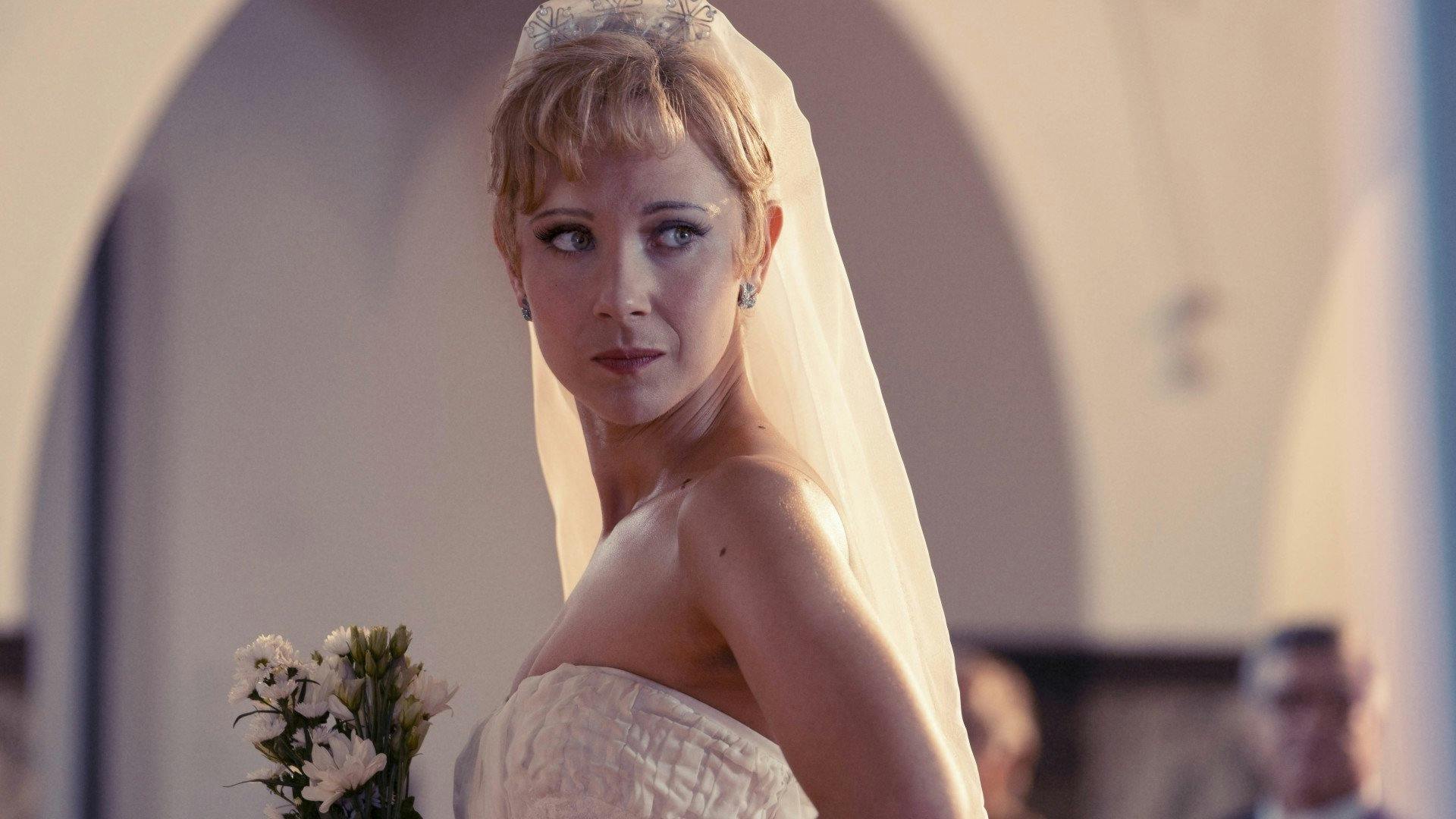 Little Birds - episódio 1x1