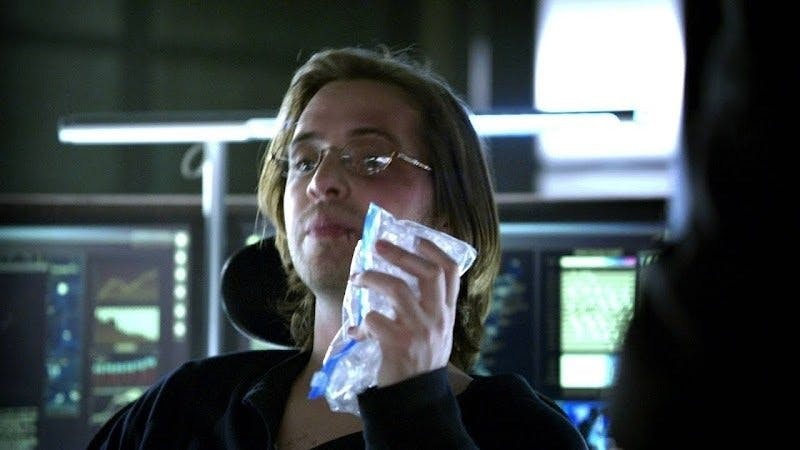 Nikita - episódio 1x1