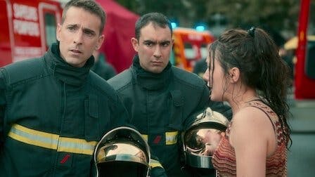 Notre-Dame: Catedral em Chamas - episódio 1x2