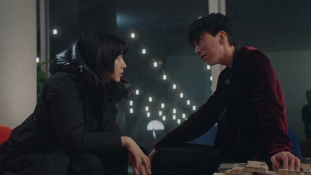 Walking on Thin Ice - episódio 1x10