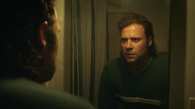 Pam & Tommy - episódio 1x8
