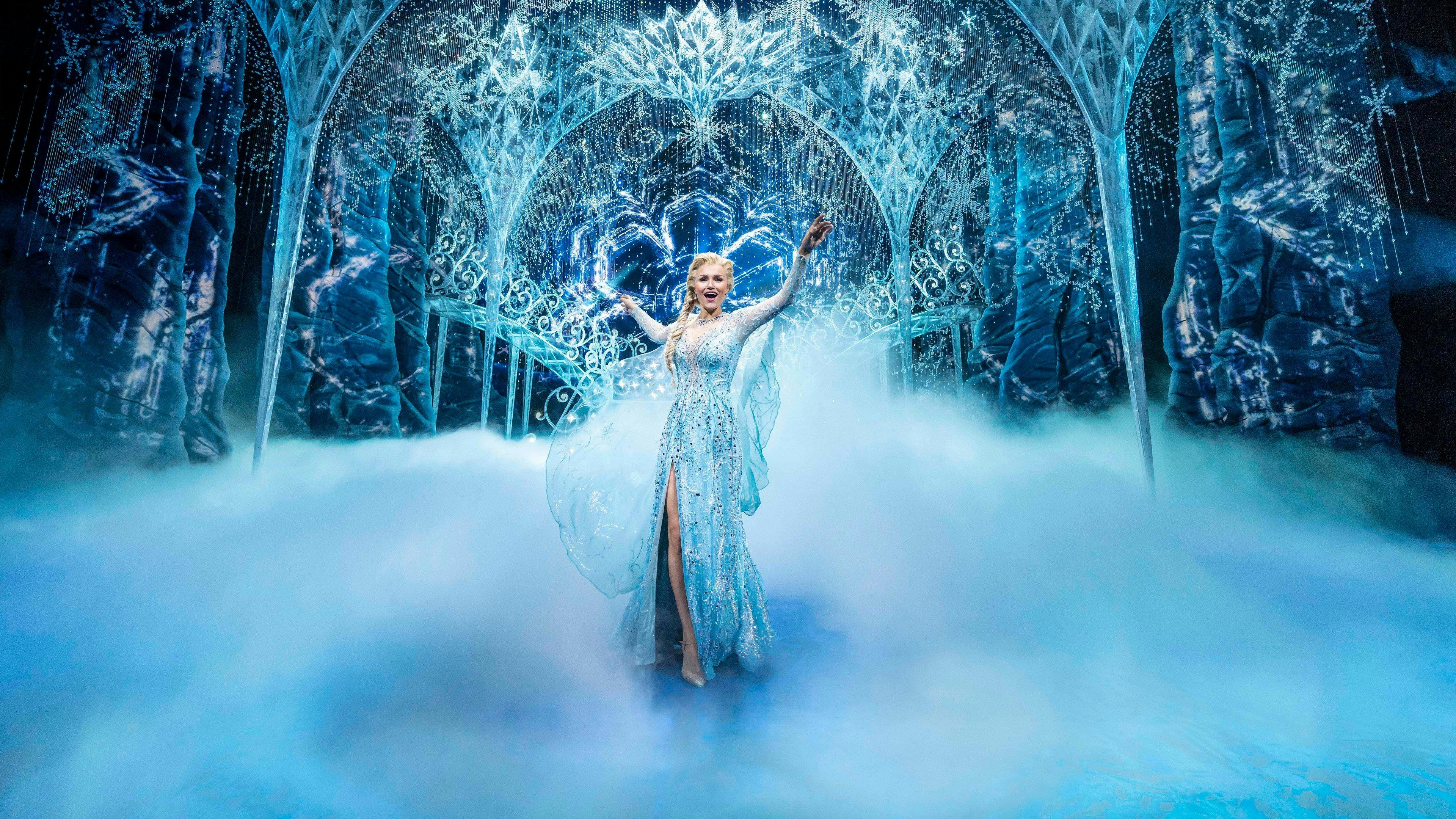 Frozen: O Musical backdrop