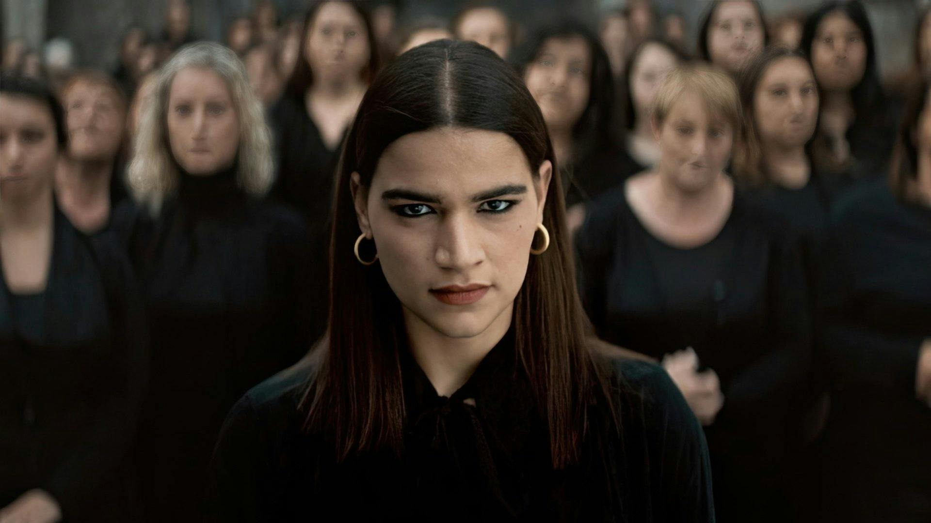 Mulheres Rebeldes backdrop