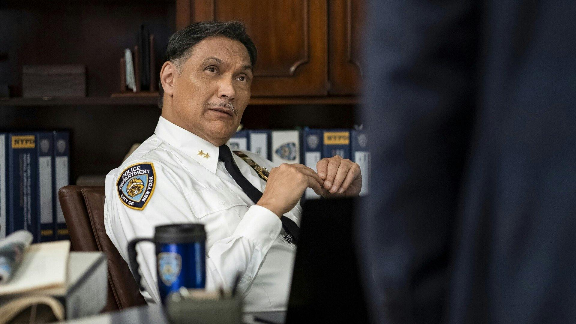 East New York: Uma Nova Lei - episódio 1x13