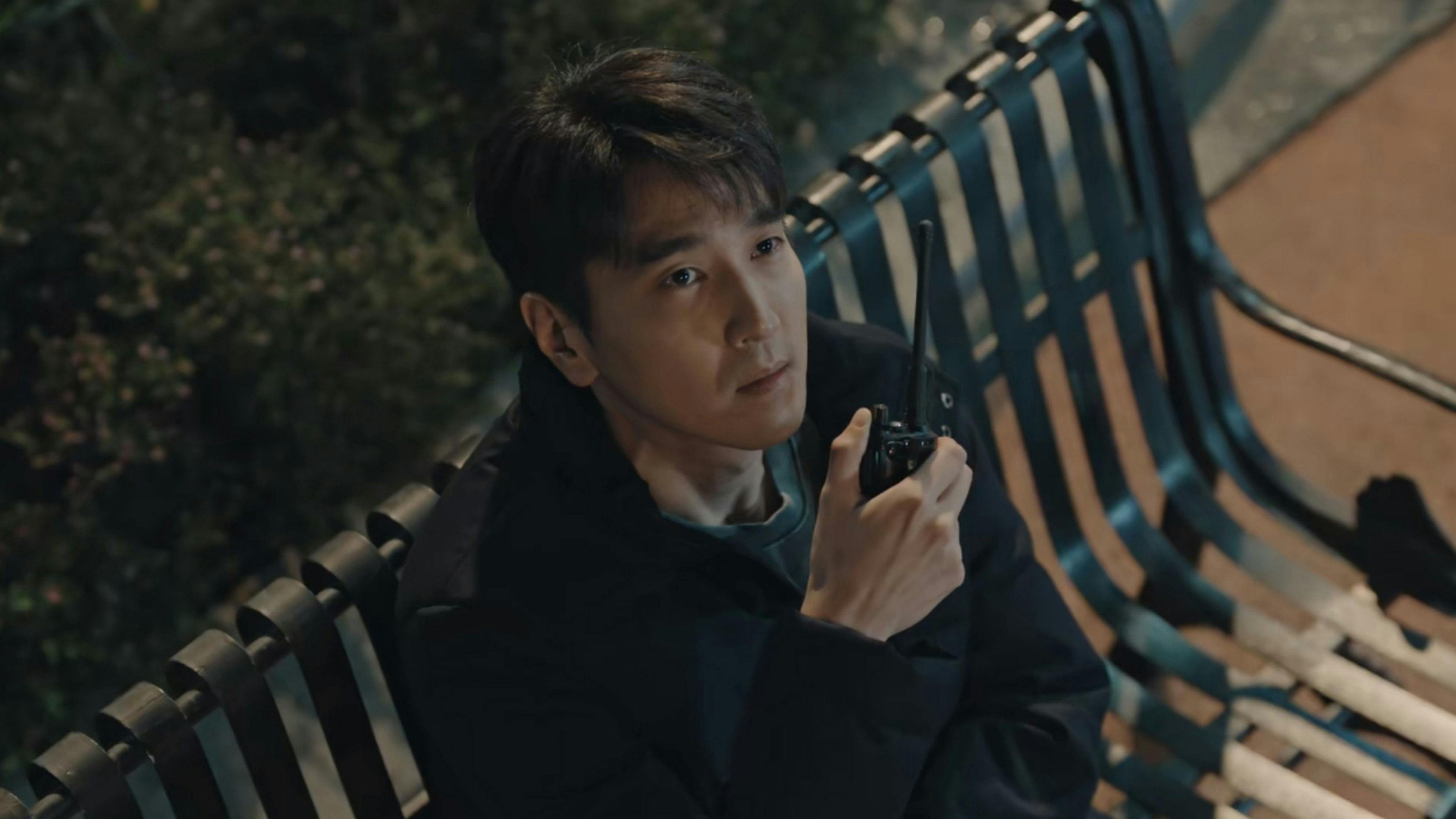 Amor entre estranhos backdrop