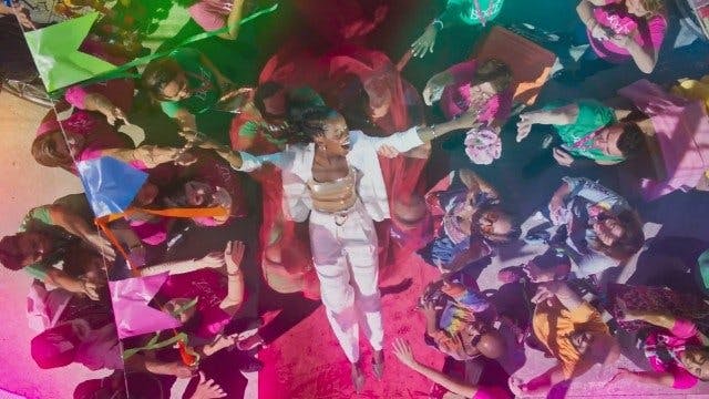 Dona de Mim - episódio 1x131