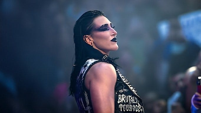 WWE: Surreal - episódio 1x1
