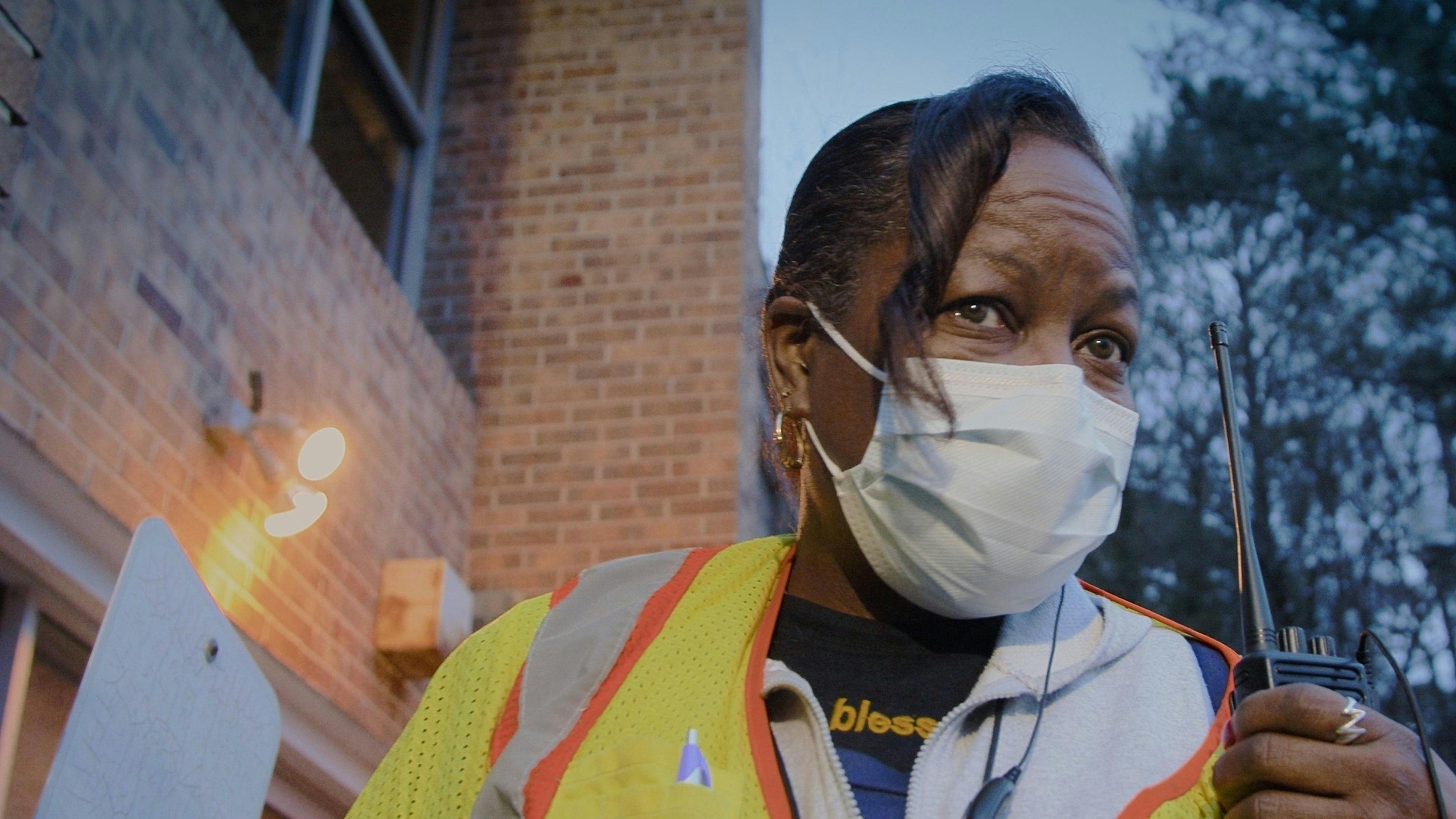 O Diabo Não Tem Descanso backdrop