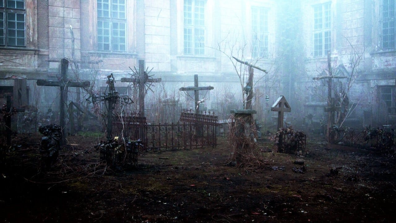 O Monastério backdrop