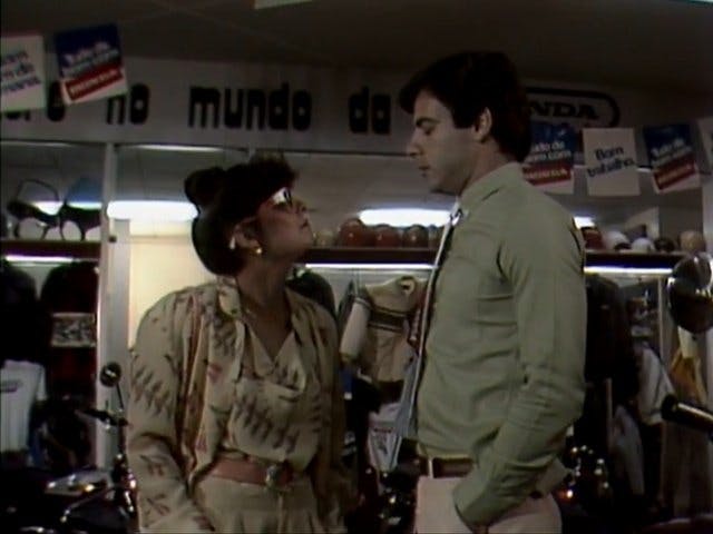 Plumas & Paetês - episódio 1x51