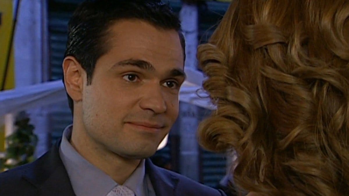 Cuidado com o Anjo - episódio 1x194