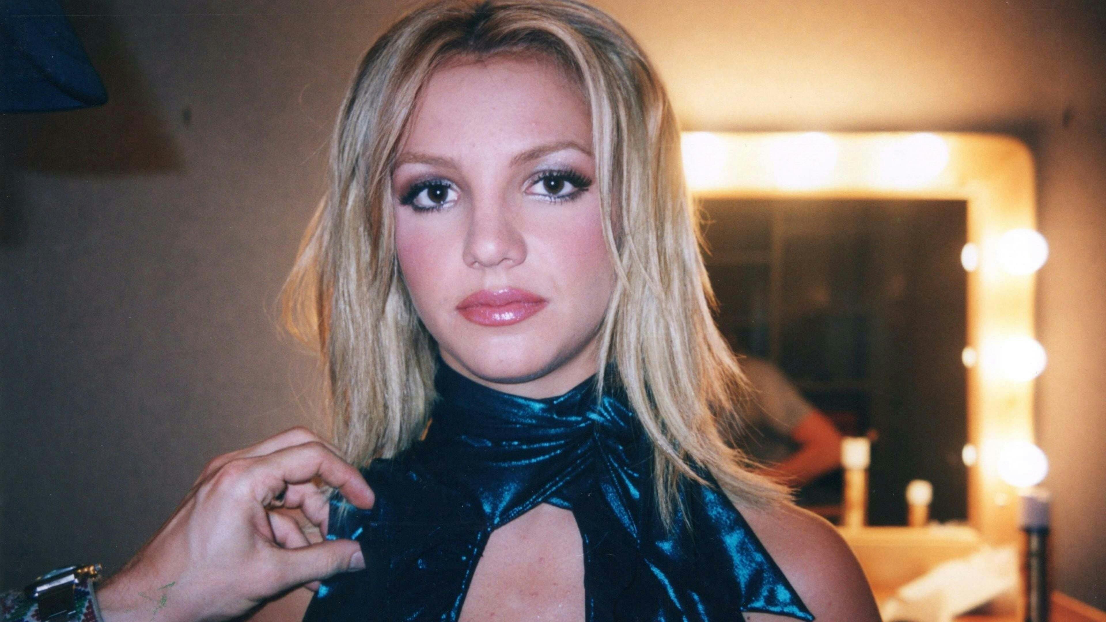 Framing Britney Spears: A Vida de Uma Estrela backdrop