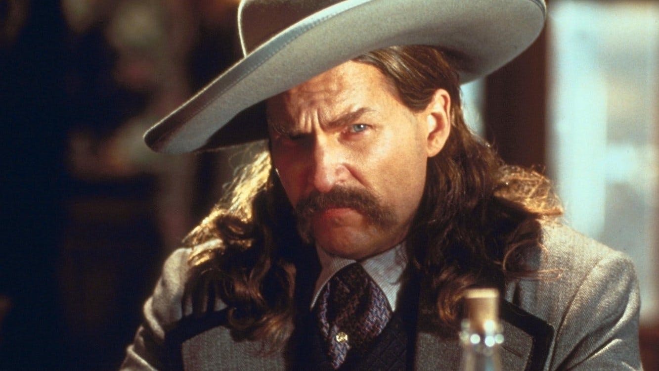 Wild Bill - Uma Lenda No Oeste backdrop