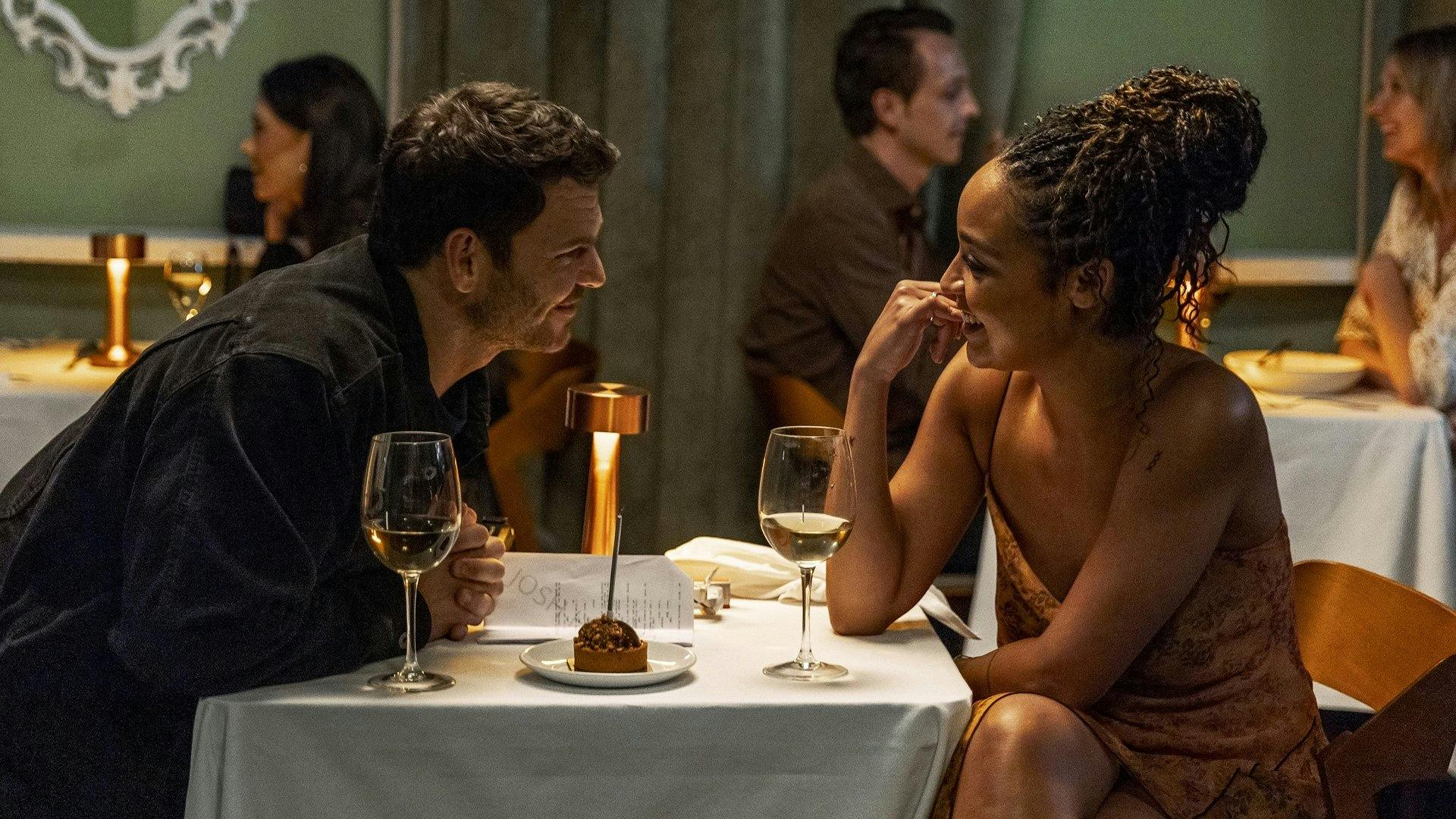 Watching You - episódio 1x4