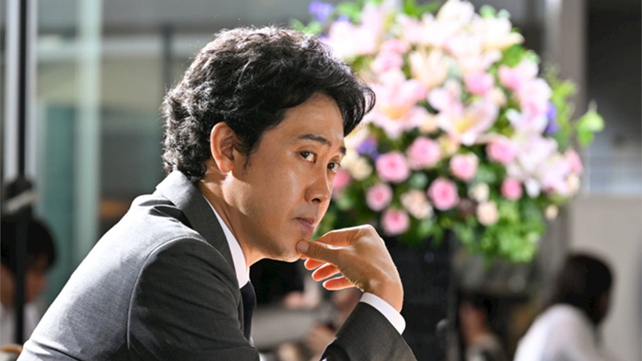 Herói ou Quase Isso backdrop