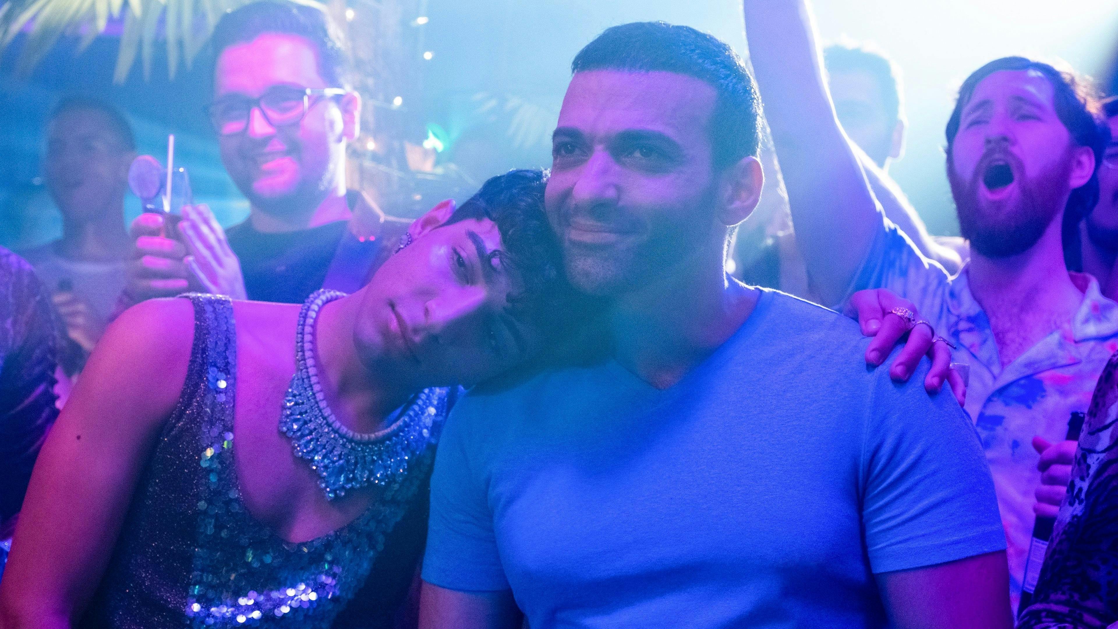 Little America - episódio 1x8
