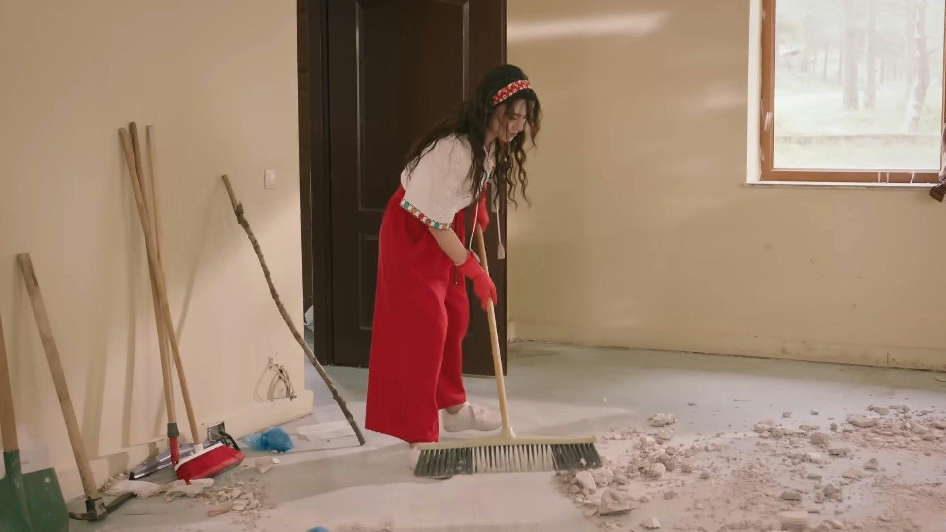 Rüzgarlı Tepe - episódio 1x111