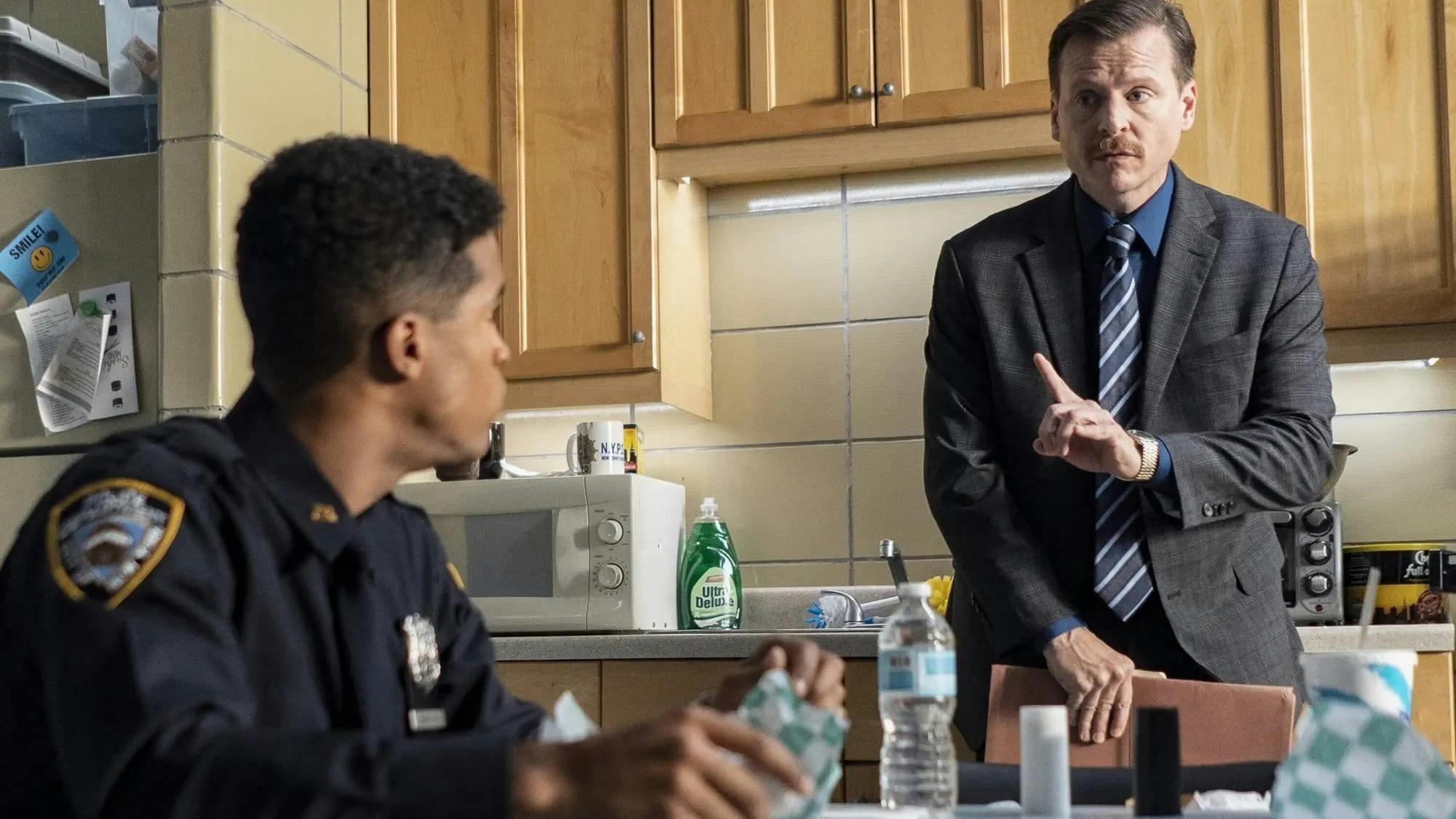 East New York: Uma Nova Lei - episódio 1x7