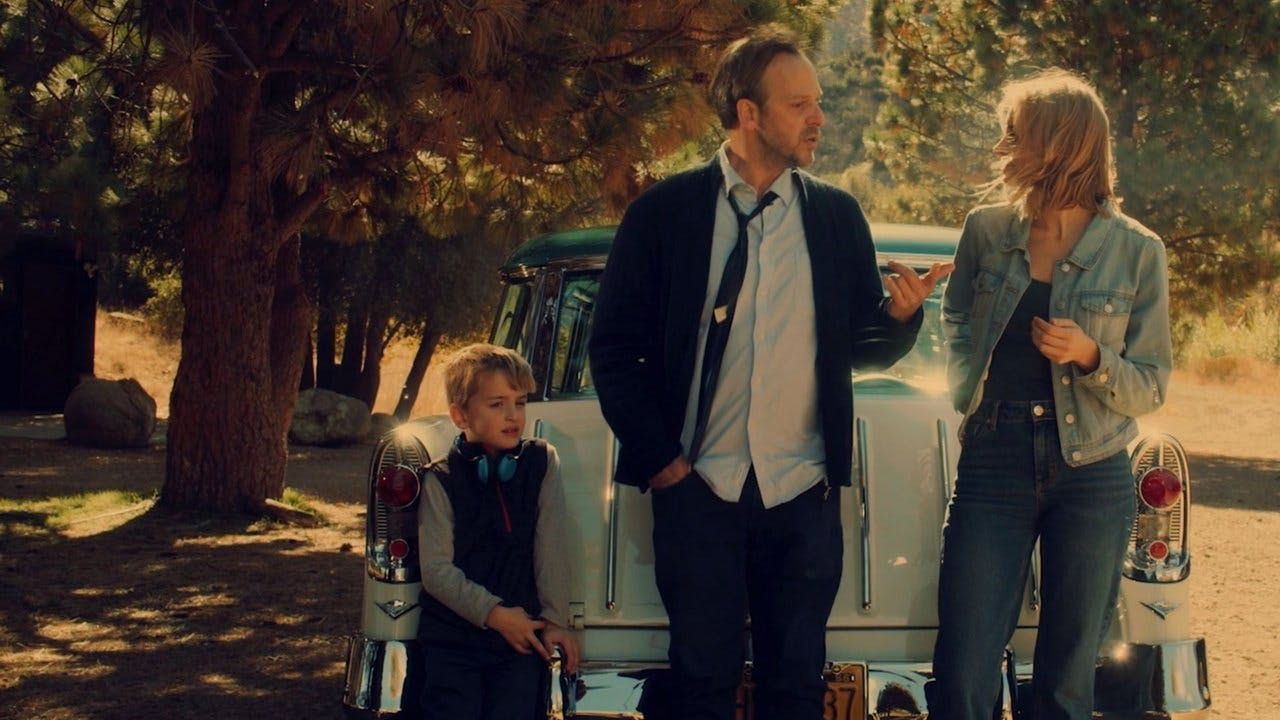 Little Town assista online