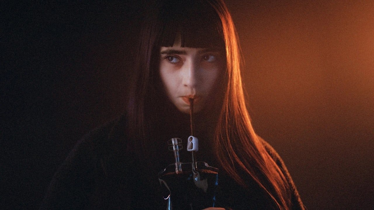 Vampira Humanista Procura Suicida Voluntário assista online
