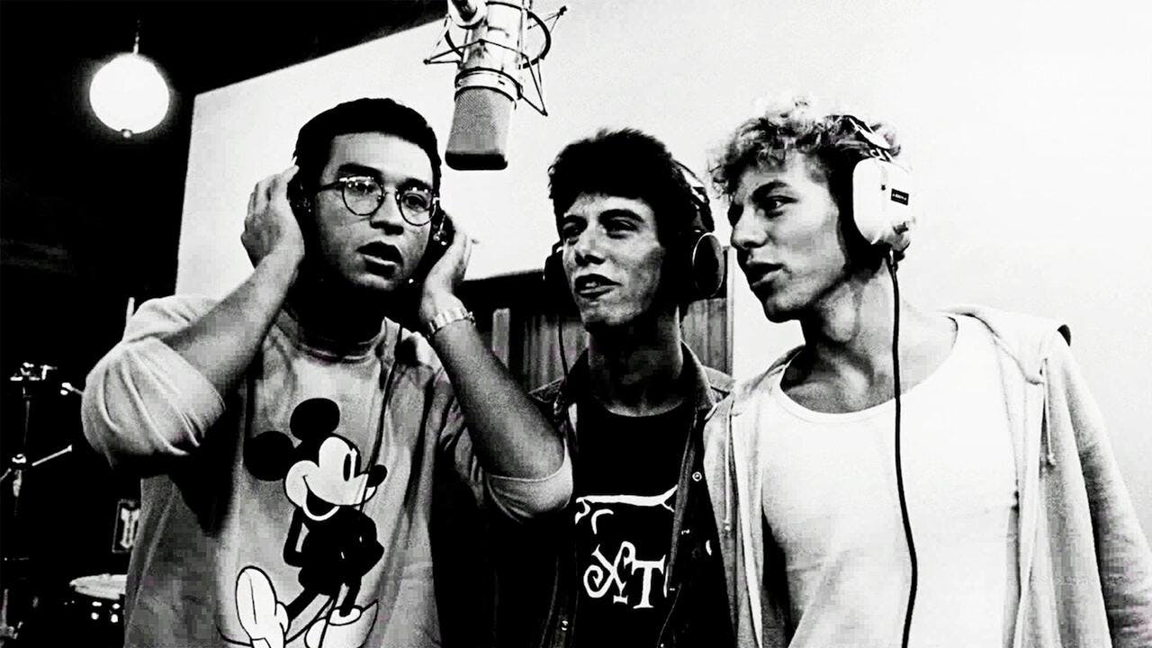 Os Quatro Paralamas assista online