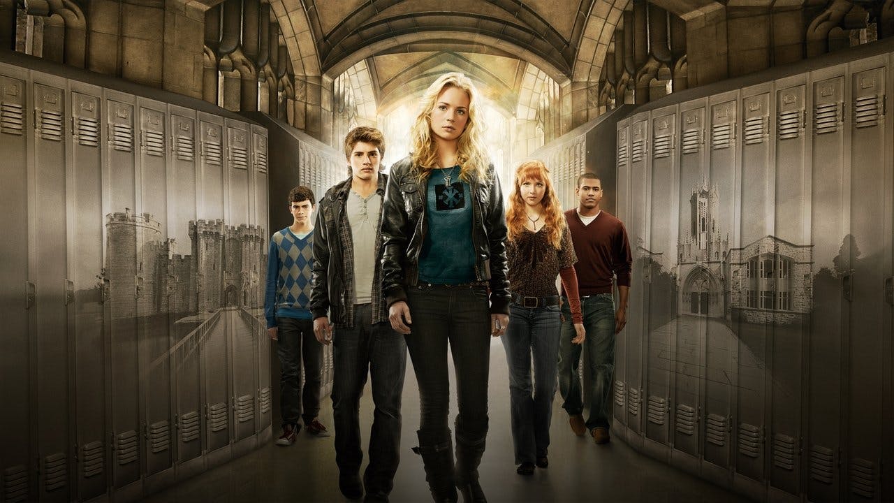 Avalon High assista online