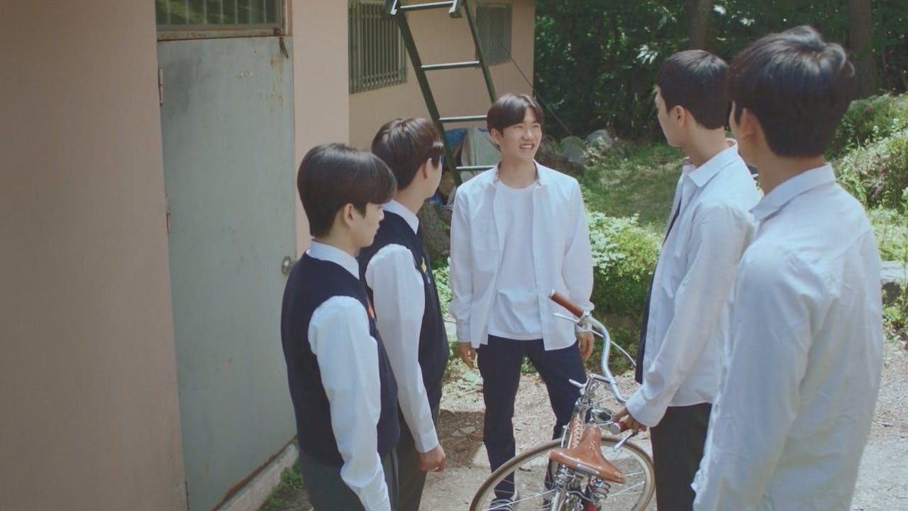 BEGINS ≠ YOUTH assista online