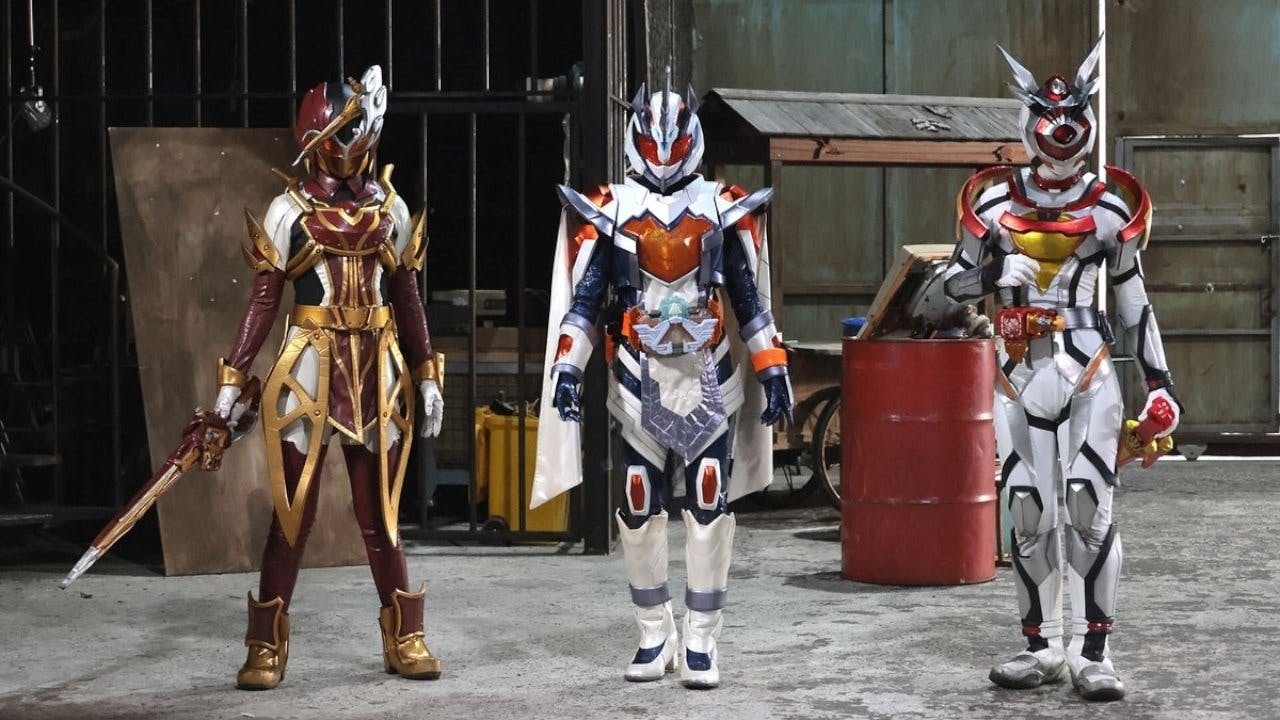 Kamen Rider Majade with Girls Remix assista online