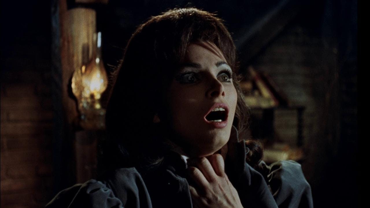 Mill of the Stone Women assista online