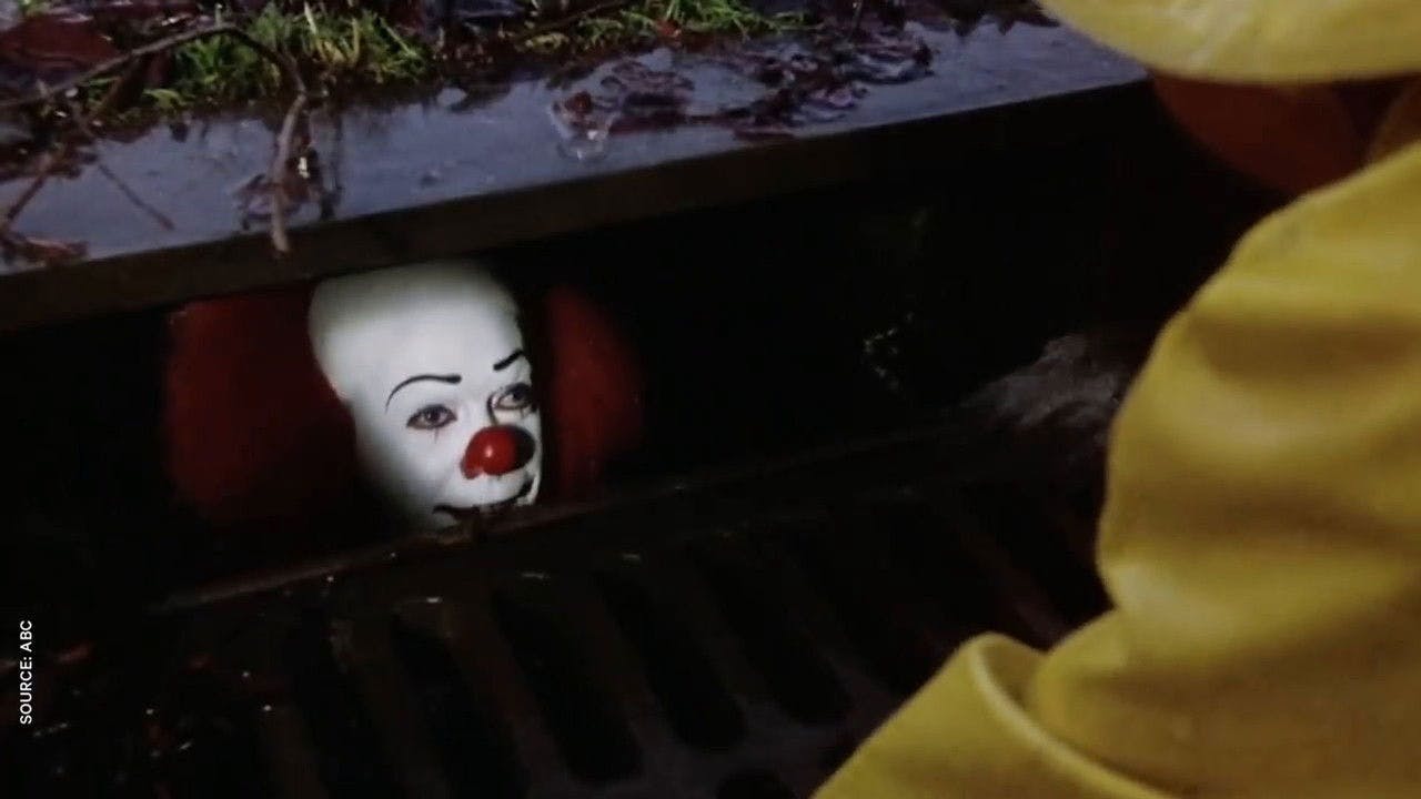 Stephen King's IT assista online