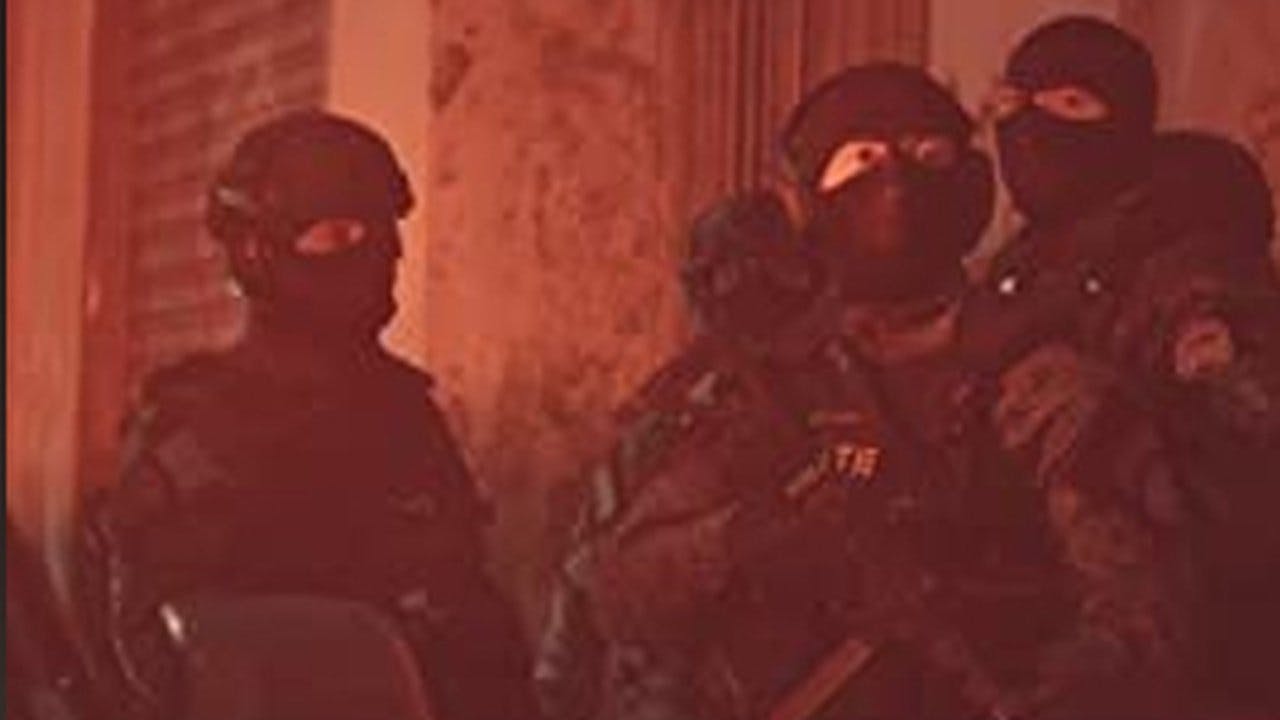 assista ao episódio 5 da temporada 1