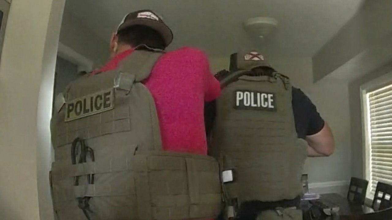 assista ao episódio 1 da temporada 1