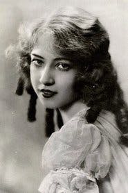 Doris Lloyd