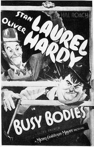 Busy Bodies Online em HD