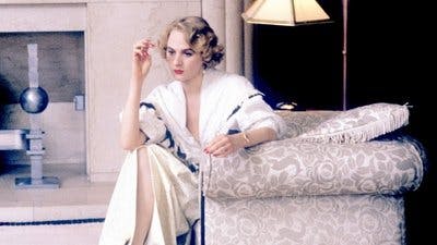 Assistir Agatha Christie’s Poirot Temporada 1 Episódio 9 Online em HD